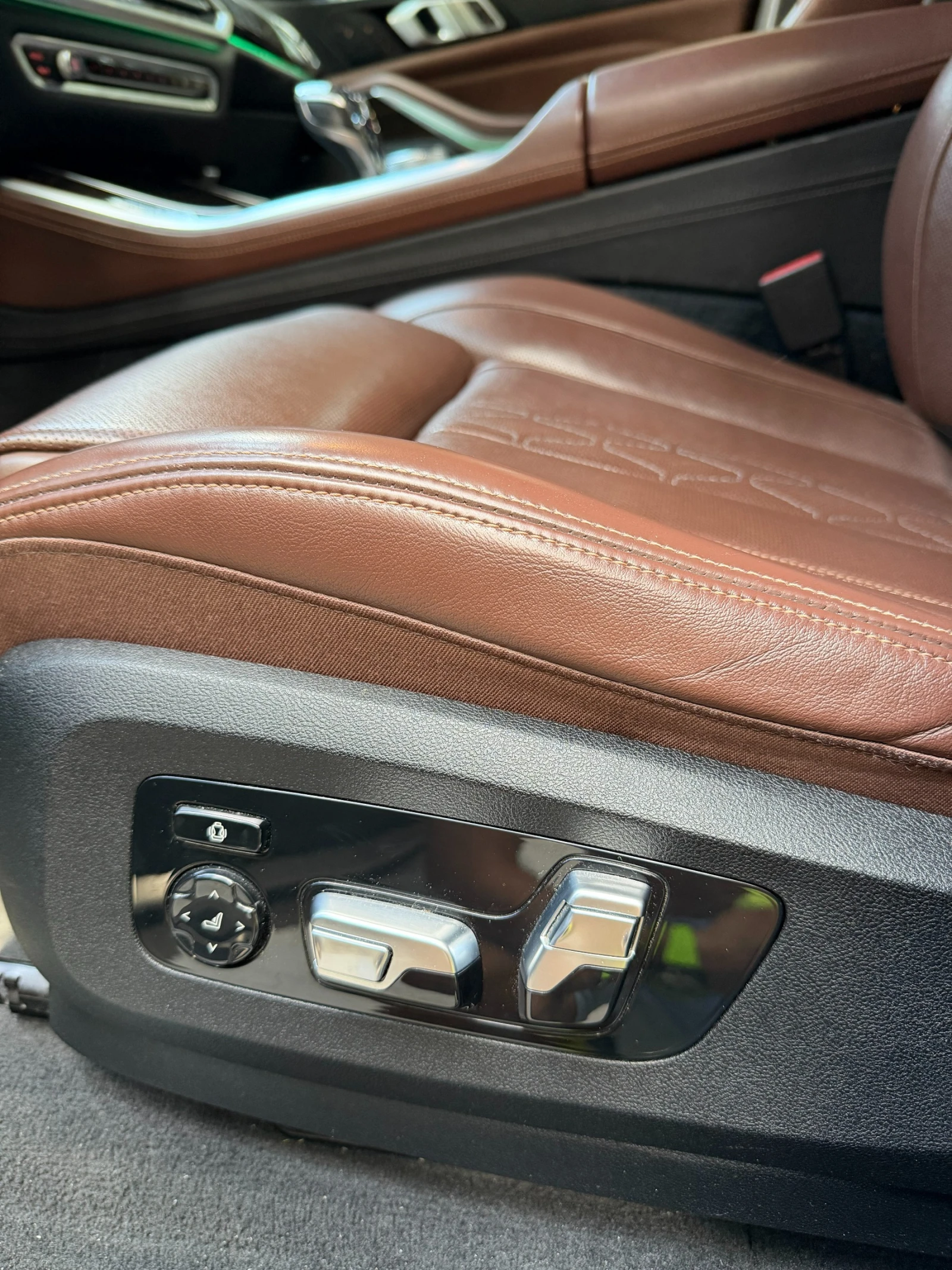 BMW X5 M50d SPORT FULL, снимка 11 - Автомобили и джипове - 55626441