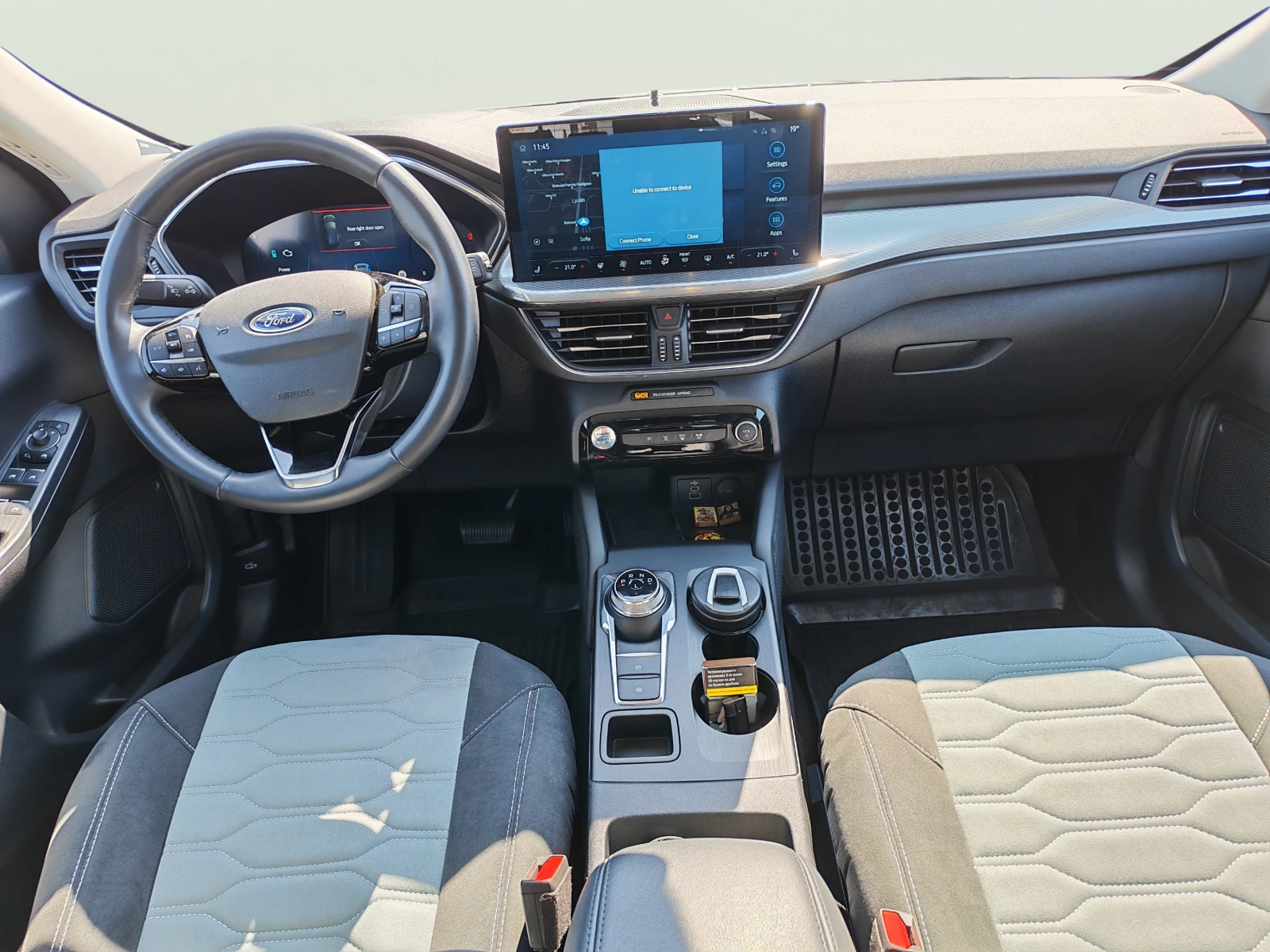 Ford Kuga 2.5 FHEV, снимка 11 - Автомобили и джипове - 55944865