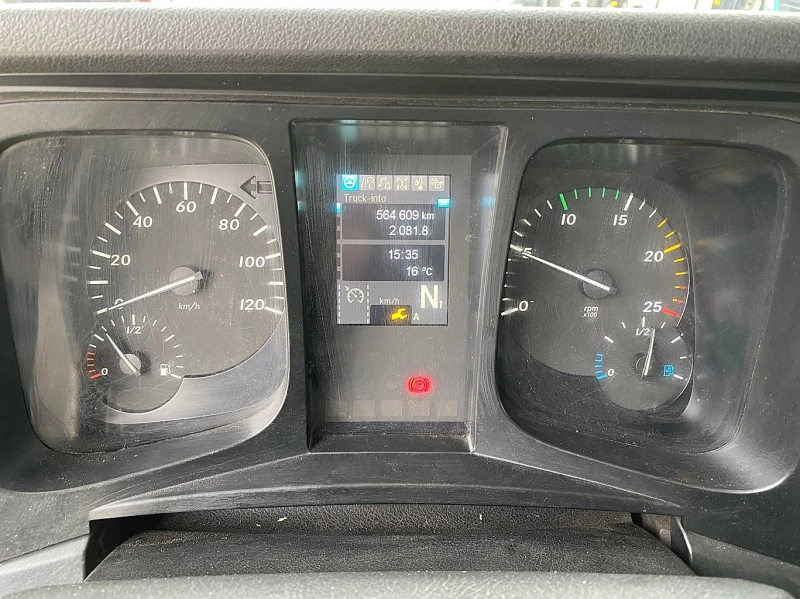 Mercedes-Benz Arocs 1943, снимка 14 - Камиони - 51948810