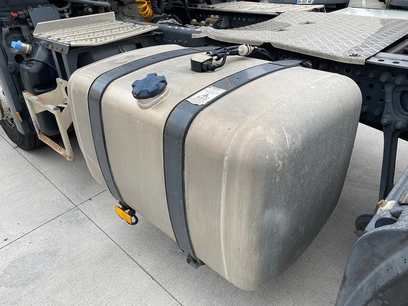 Mercedes-Benz Arocs 1943, снимка 9 - Камиони - 51948810