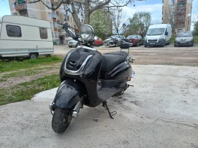     Vespa 50 Bella Milano