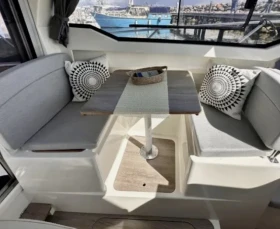 Моторна яхта Quicksilver 675 Weekend | Auto.bg — изображение 7