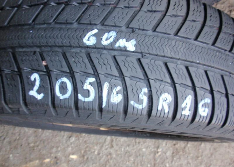 Гуми Всесезонни 205/65R16, снимка 1 - Гуми и джанти - 5252020