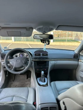 Mercedes-Benz E 320, снимка 10