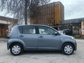 Daihatsu Sirion 1.3 бензин 91 к.с, Климатик, Facelift модел 2009 г, снимка 4