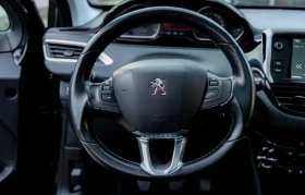 Peugeot 2008  1.2i PURETECH T ALLURE, снимка 9