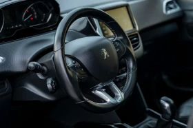 Peugeot 2008  1.2i PURETECH T ALLURE, снимка 8