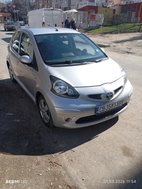 Toyota Aygo, снимка 2 - Автомобили и джипове - 53501054