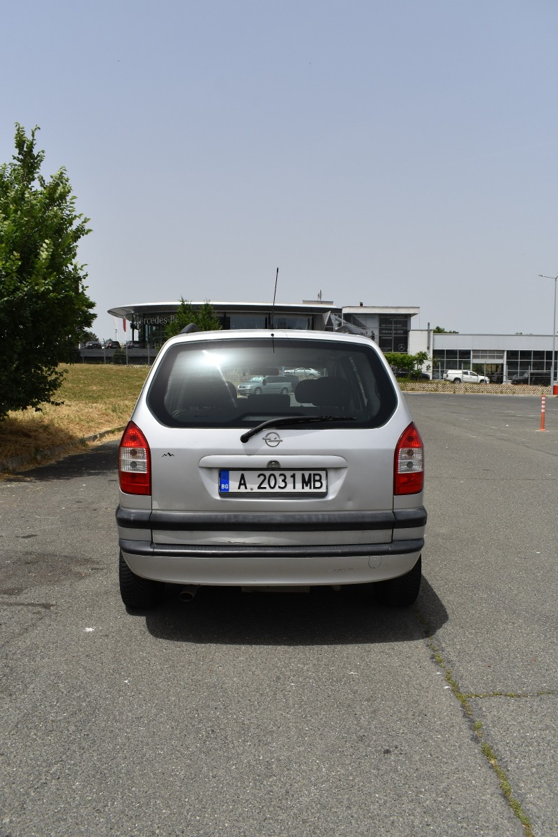 Opel Zafira, снимка 4 - Автомобили и джипове - 46229520