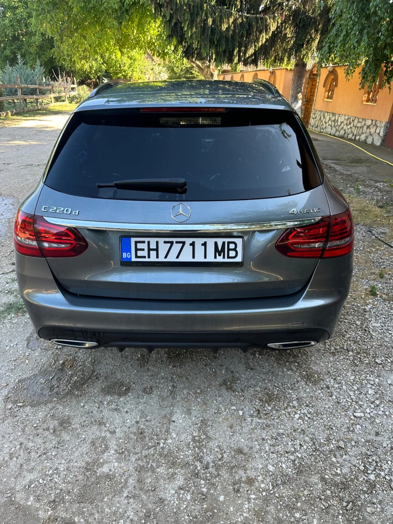 Mercedes-Benz C 220, снимка 4 - Автомобили и джипове - 47463425