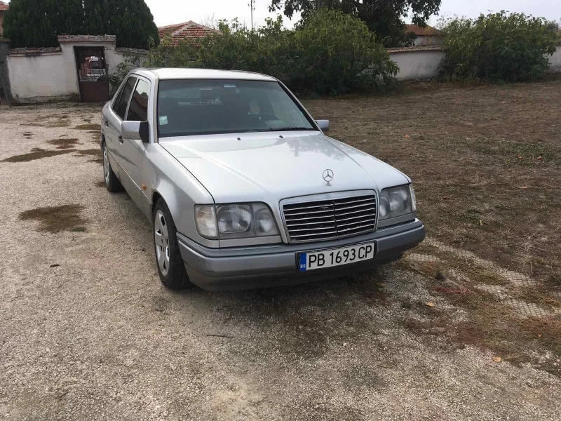 Mercedes-Benz 124 124, снимка 5 - Автомобили и джипове - 47570733