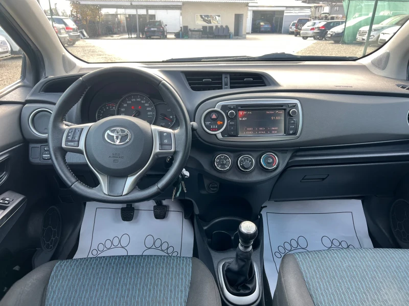 Toyota Yaris 1.3i Камера Лизинг, снимка 7 - Автомобили и джипове - 47773459