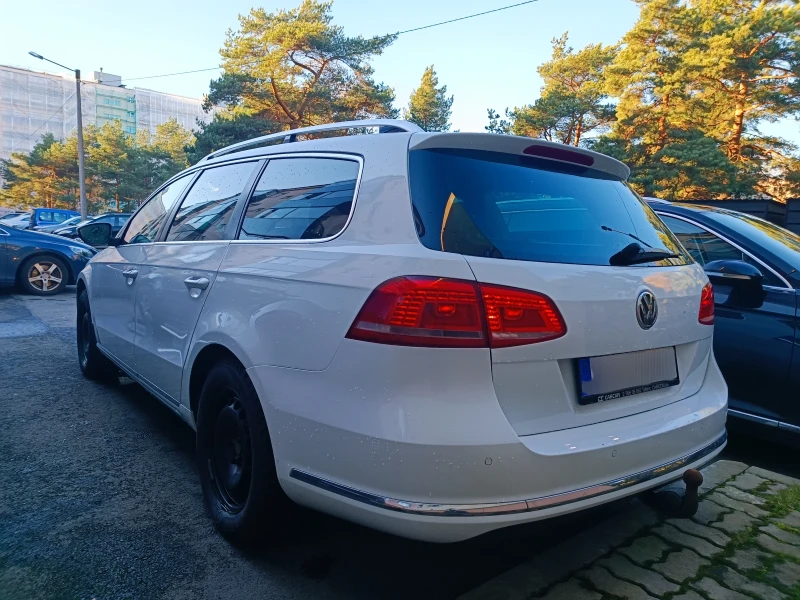 VW Passat, снимка 4 - Автомобили и джипове - 48309299