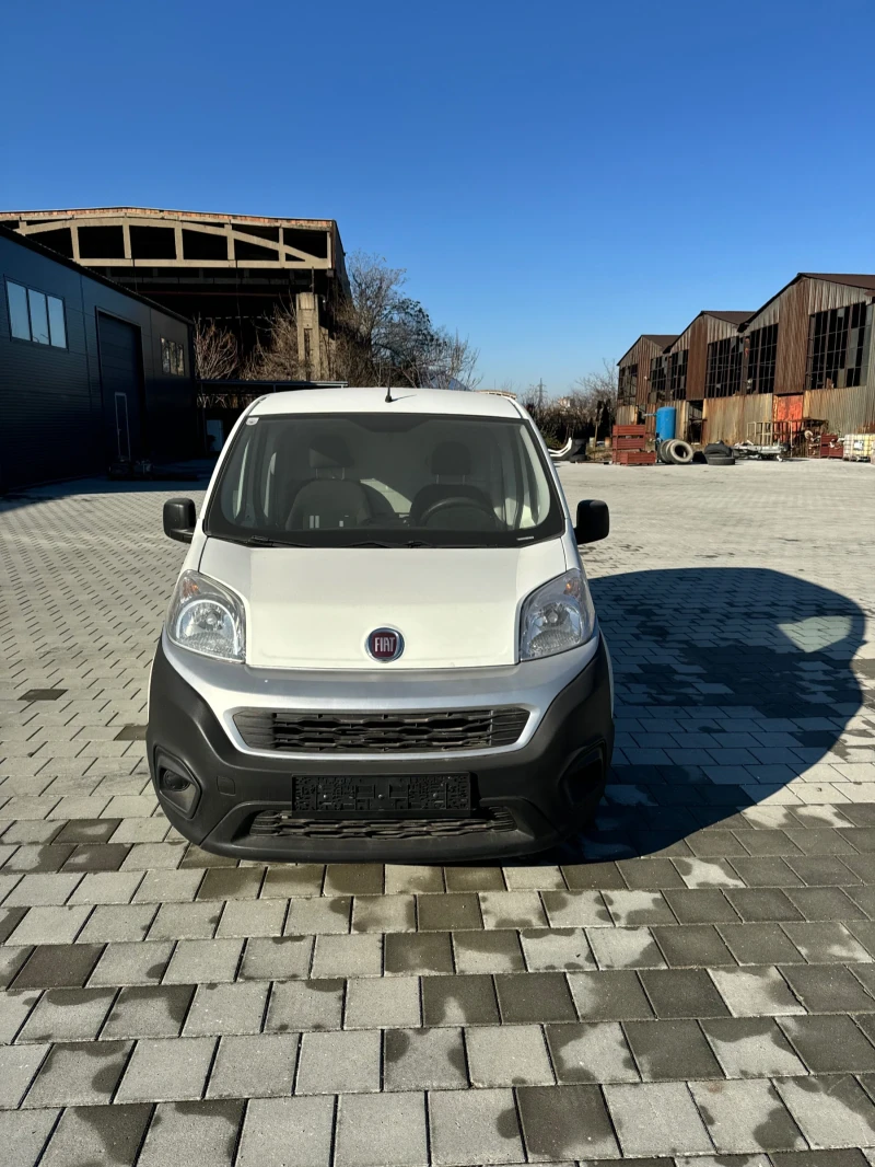 Fiat Fiorino Товарен, снимка 2 - Автомобили и джипове - 48331522