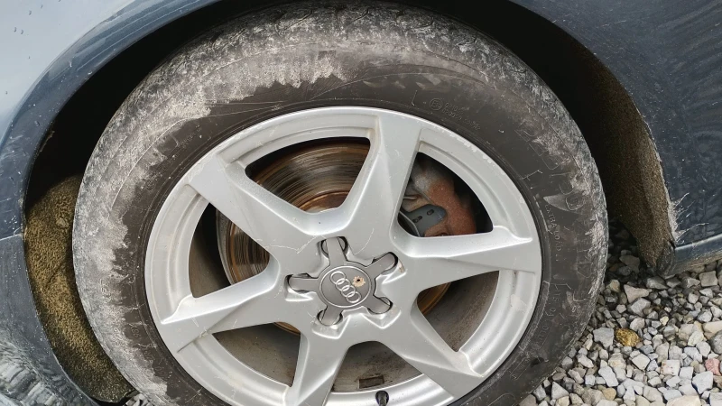 Audi A4 2.0TDI , снимка 9 - Автомобили и джипове - 48786237