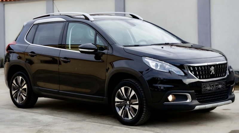 Peugeot 2008  1.2i PURETECH T ALLURE, снимка 6 - Автомобили и джипове - 48899915