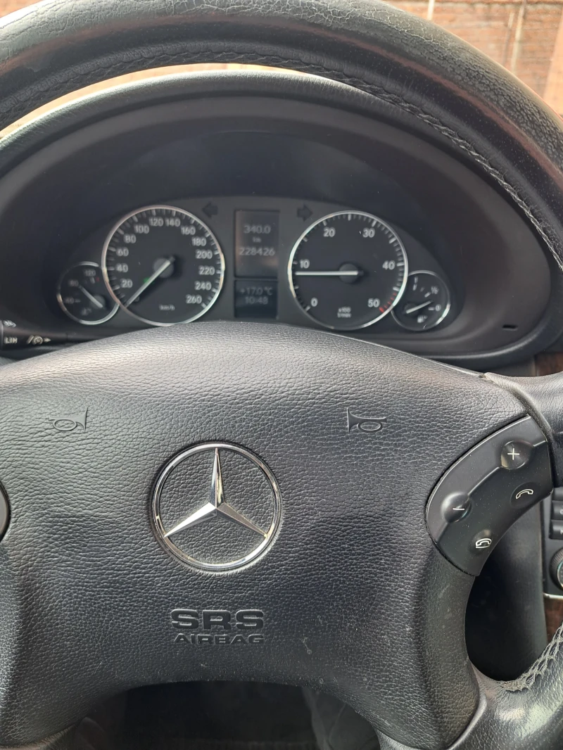 Mercedes-Benz C 200 200 cdi, снимка 10 - Автомобили и джипове - 49549207