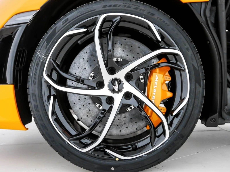 McLaren 720 S 750 S/ SPIDER/ CERAMIC/ CARBON/ B&W/ 360/, снимка 9 - Автомобили и джипове - 50035793