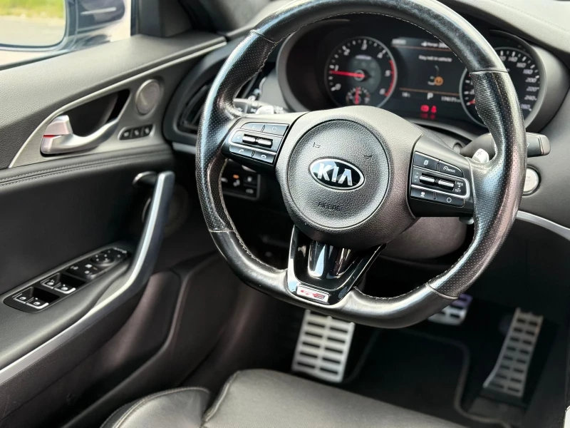 Kia Stinger 4WD  ЛИЗИНГ 100% Одобрение, снимка 11 - Автомобили и джипове - 50306216