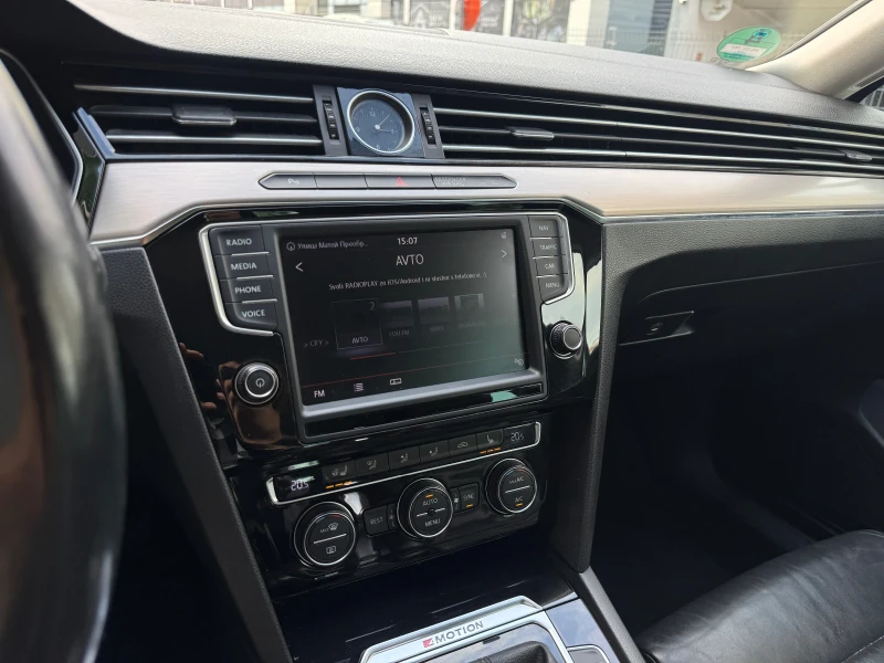 VW Passat 2.0 TDI 4х4 190к.с. FULL екстри//Highline 4Motion , снимка 11 - Автомобили и джипове - 51769270