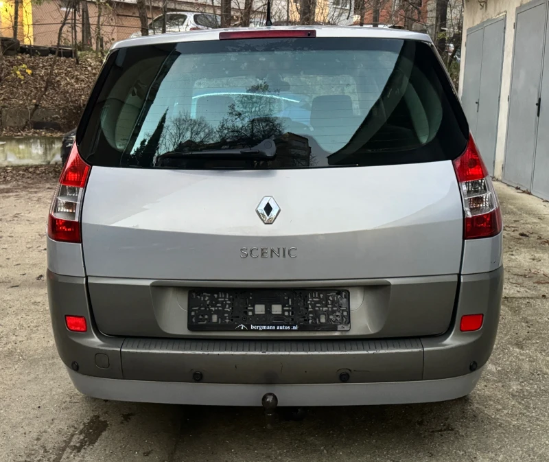 Renault Grand scenic 2.0i Aвтоматик 7 места, снимка 5 - Автомобили и джипове - 52186701