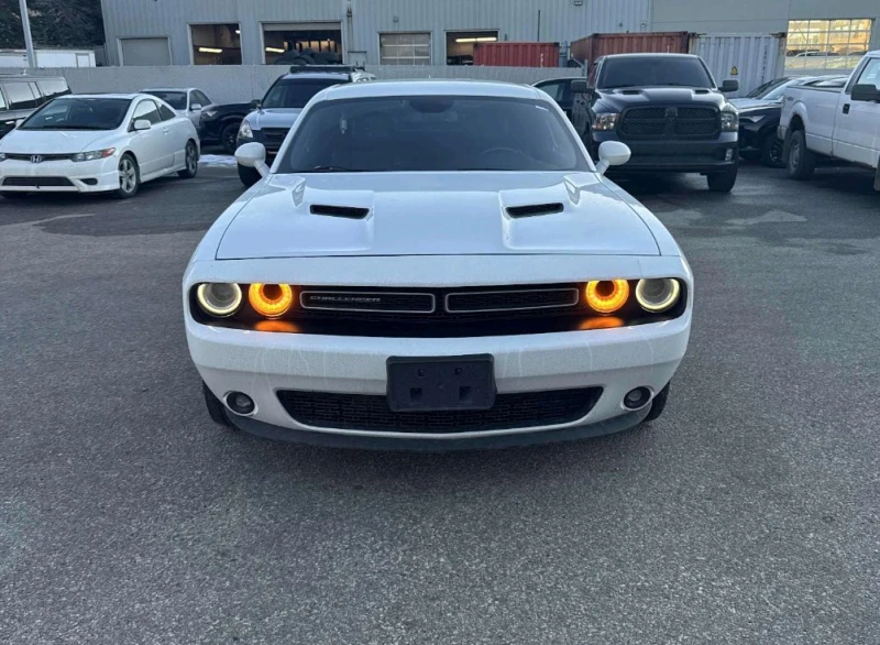 Dodge Challenger SXT 3.6L V6, снимка 4 - Автомобили и джипове - 52562113