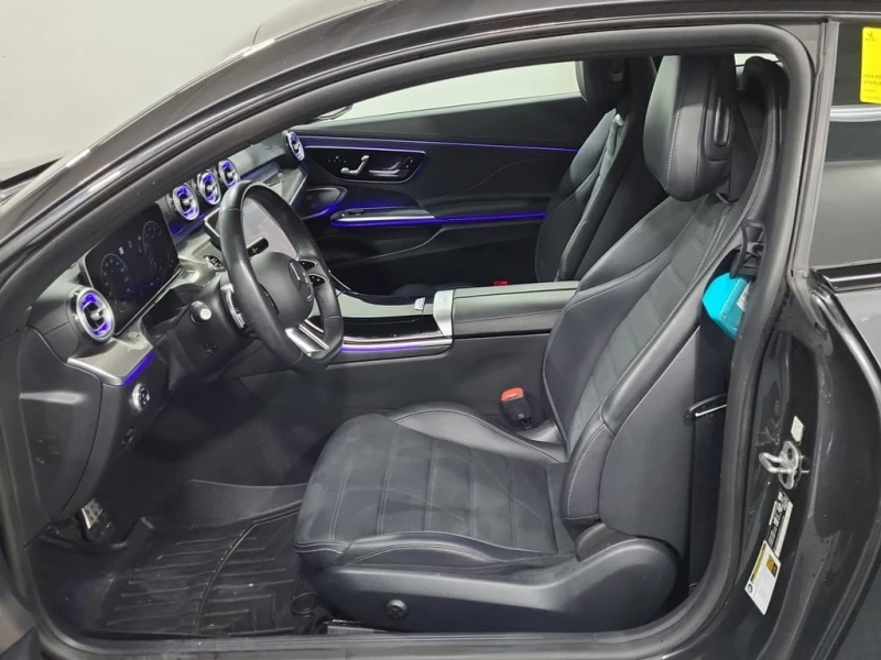 Mercedes-Benz CLE * 300 * CARFAX * ДИСТРОНИК * 360 * ПОДГРЕВИ, снимка 5 - Автомобили и джипове - 53344219