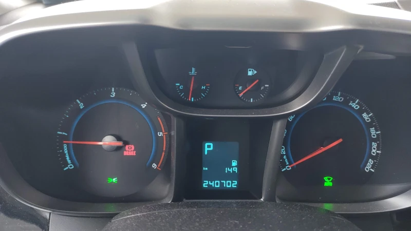 Chevrolet Orlando, снимка 8 - Автомобили и джипове - 53468502