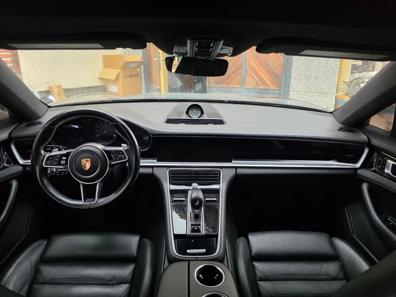 Porsche Panamera  2018, снимка 15 - Автомобили и джипове - 53485737