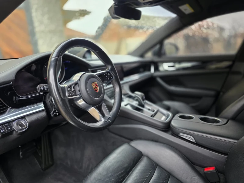 Porsche Panamera  2018, снимка 11 - Автомобили и джипове - 53485737