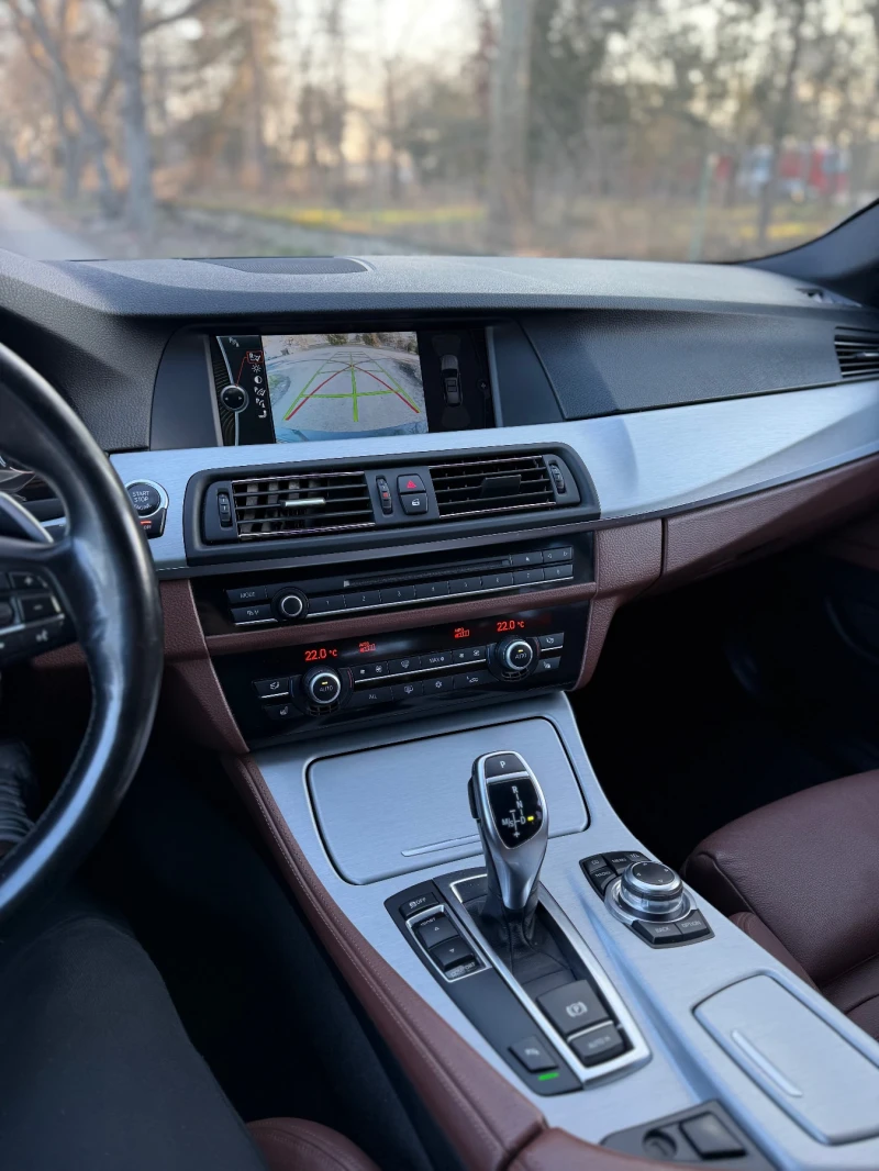 BMW 530 M-Pack Locig 7 Задно , снимка 12 - Автомобили и джипове - 53564163