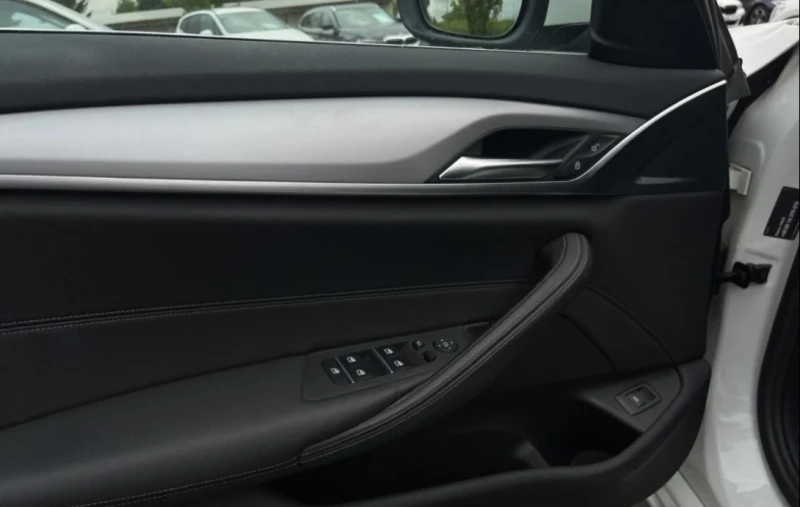 BMW 520 BMW 520(G31) в ГАРАНЦИЯ , Mild Hybrid, Face, снимка 8 - Автомобили и джипове - 53571440