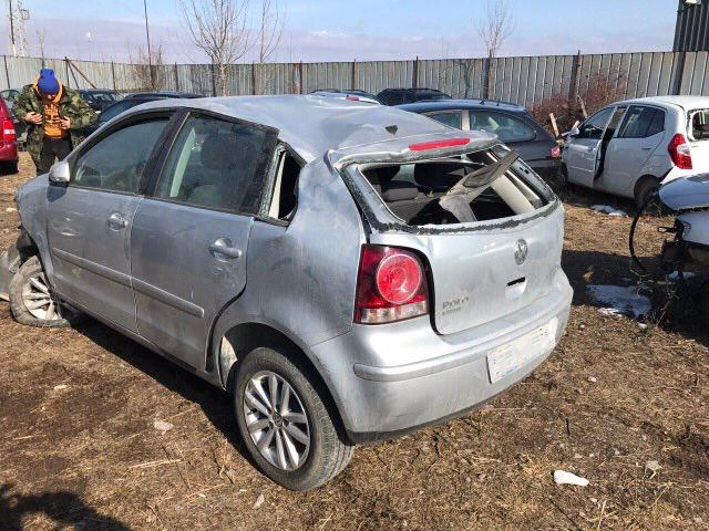 VW Polo 1,4i TIP-BUD, снимка 3 - Автомобили и джипове - 17302641