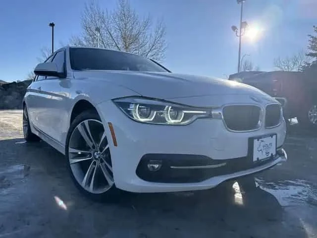 BMW 330 xDrive | PANO | ПОДГРЕВИ | CARFAX