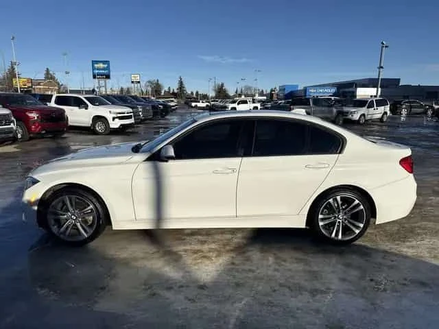 BMW 330 xDrive | PANO | ПОДГРЕВИ | CARFAX - изображение 5