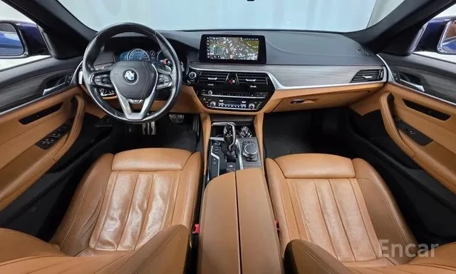 BMW 530 530i M Sport Plus | 360  Камера | HUD | Панорама, снимка 6 - Автомобили и джипове - 55629407