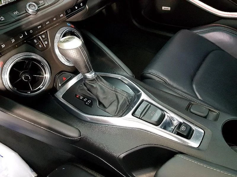Chevrolet Camaro SS 6.2 V8| 455к.с., снимка 13 - Автомобили и джипове - 56211372