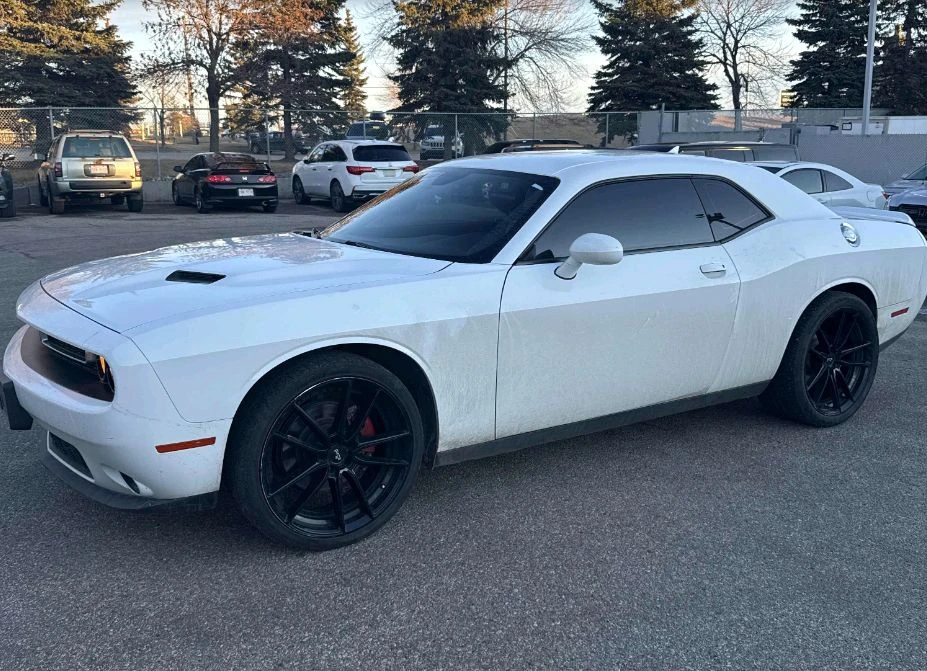 Dodge Challenger SXT 3.6L V6, снимка 1
