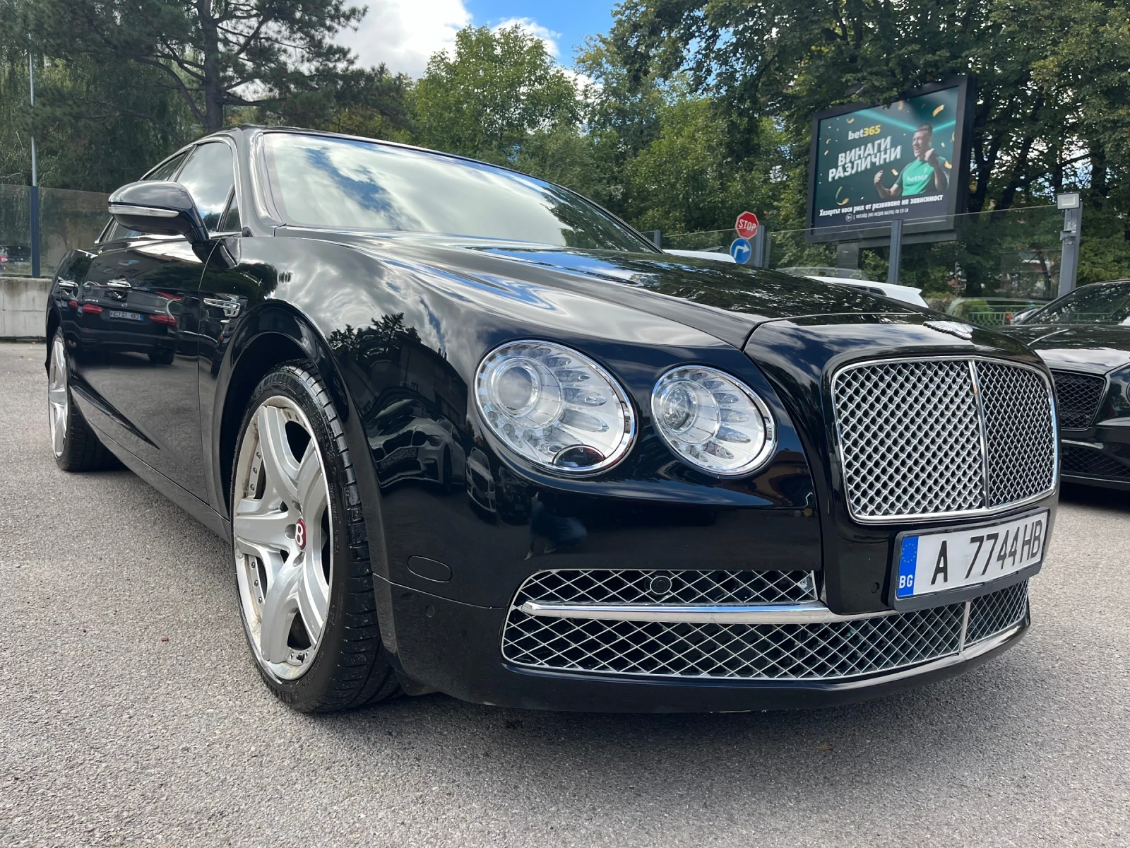 Bentley Flying Spur 4.0/V8/Mulliner - изображение 2