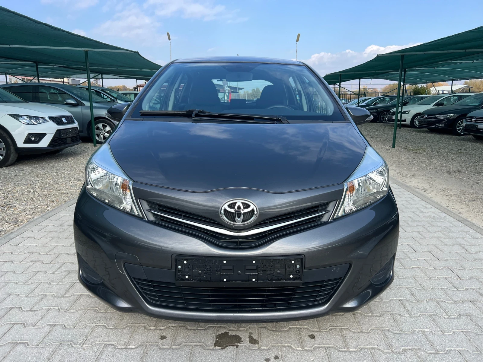 Toyota Yaris 1.3i Камера Лизинг - изображение 2