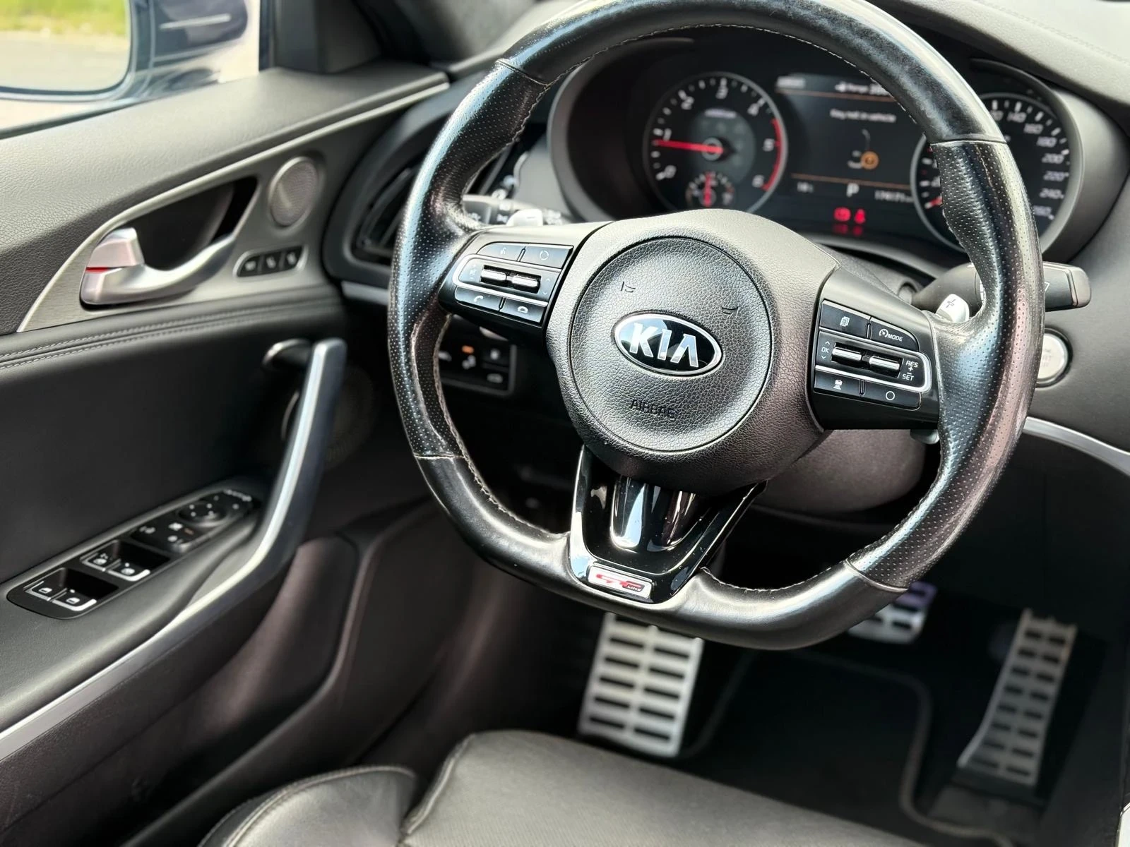 Kia Stinger 4WD   100%  | Mobile.bg   11