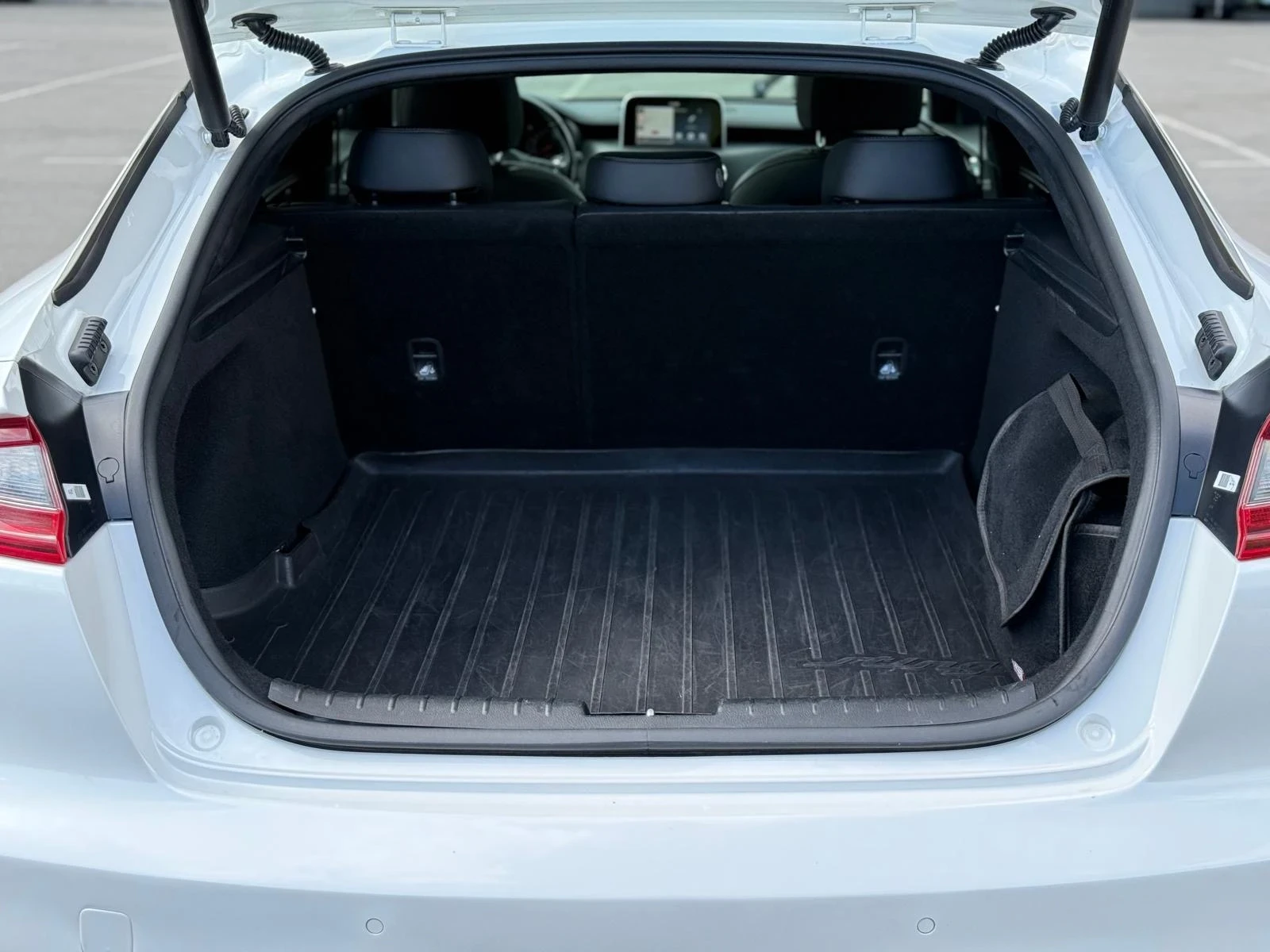 Kia Stinger 4WD   100%  | Mobile.bg   15