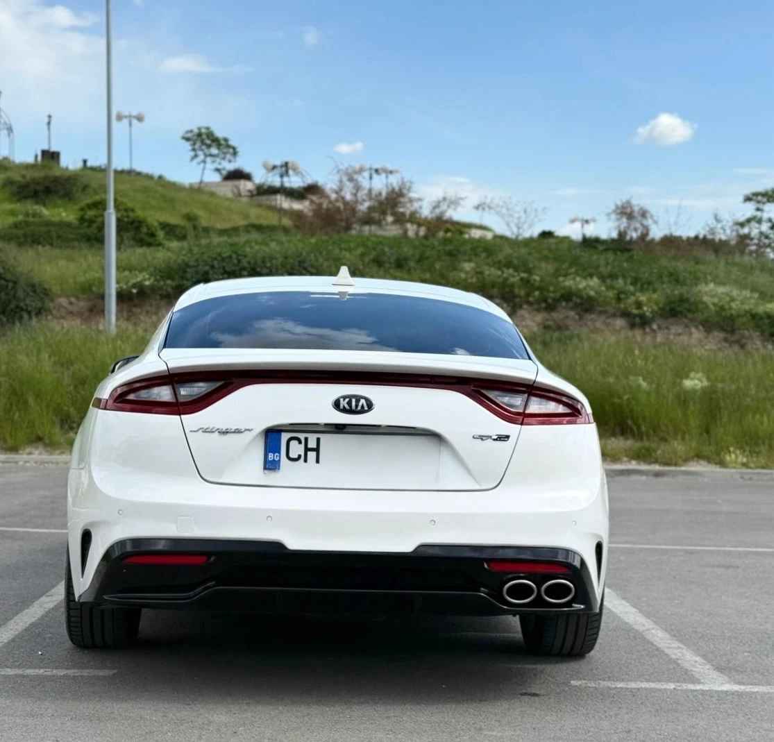 Kia Stinger 4WD  - изображение 4