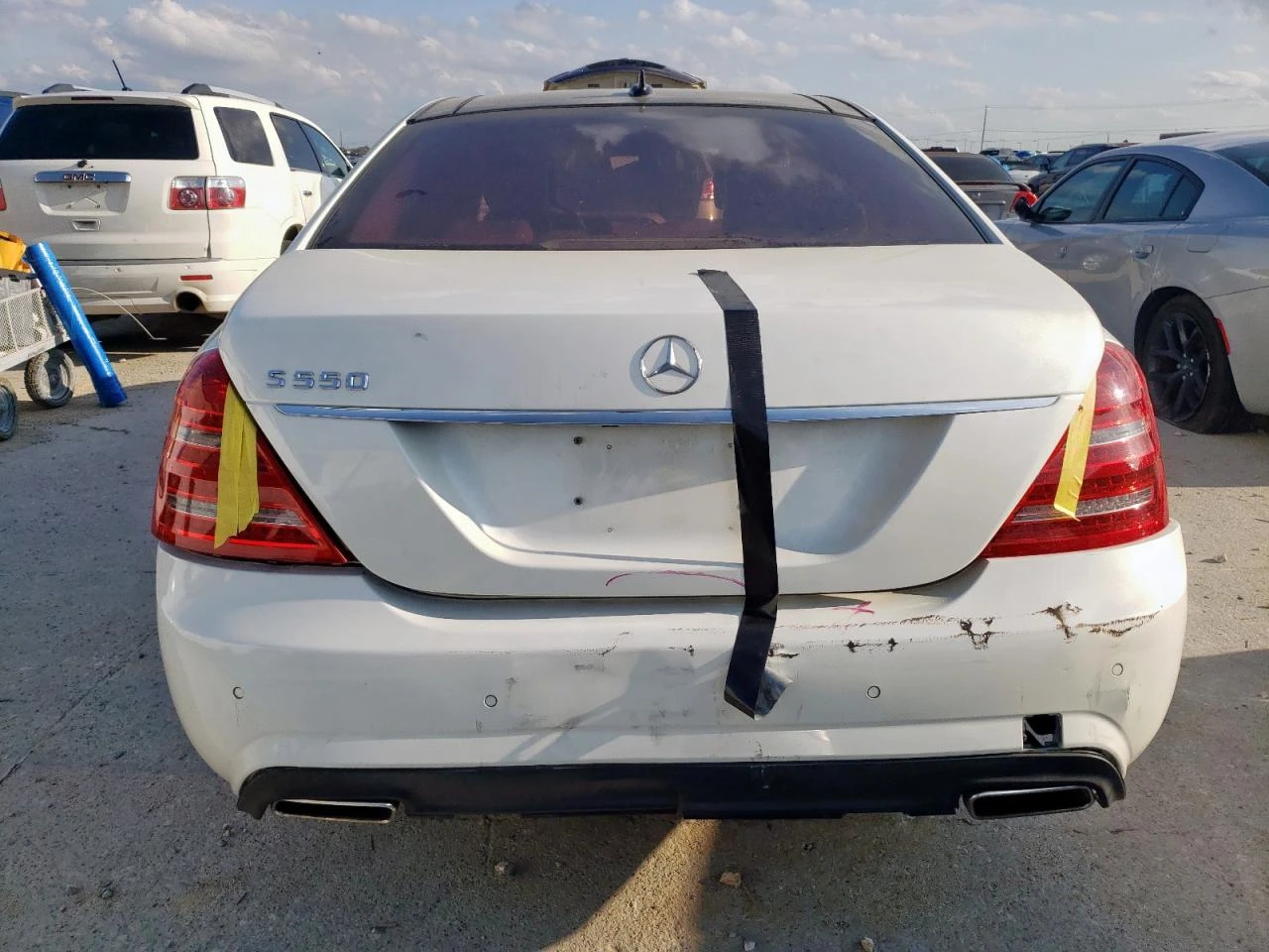 Mercedes-Benz S 550 ОБДУХВАНЕ* KEYLESS* H/K* ПАНО* РЕАЛНИ КМ - изображение 6