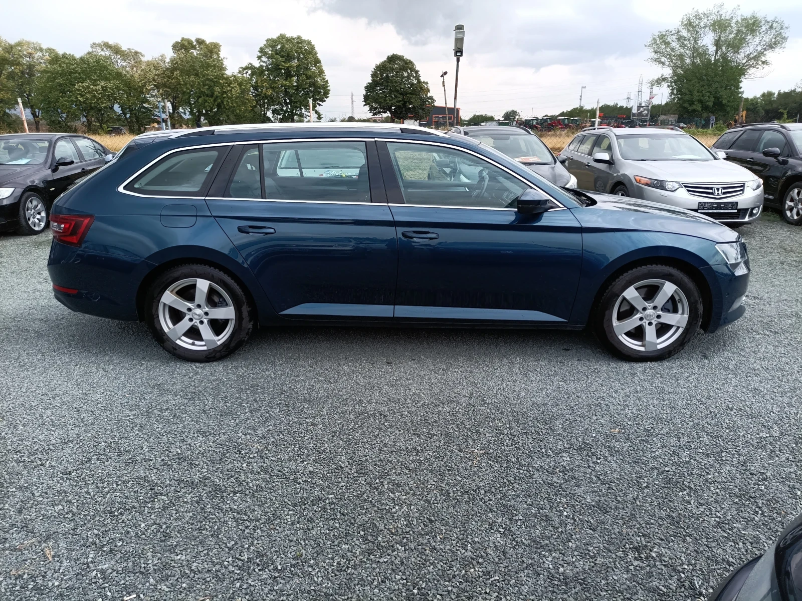 Skoda Superb 2.0150p avtomat full - изображение 4