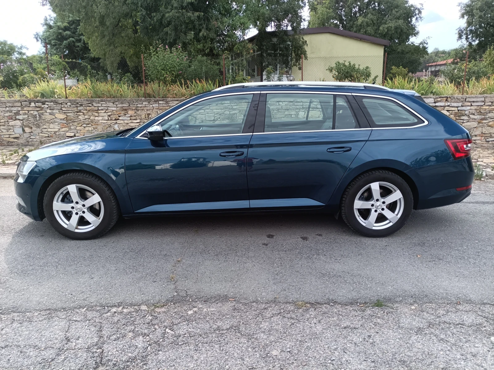 Skoda Superb 2.0150p avtomat full - изображение 8