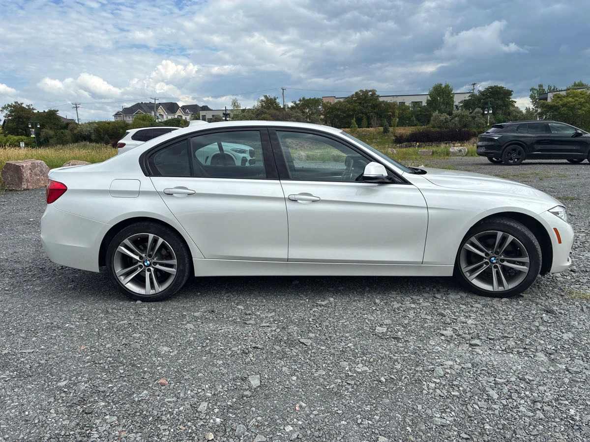 BMW 330 * CARFAX * АВТО КРЕДИТ * ЦЕНА ДО БГ! - изображение 4