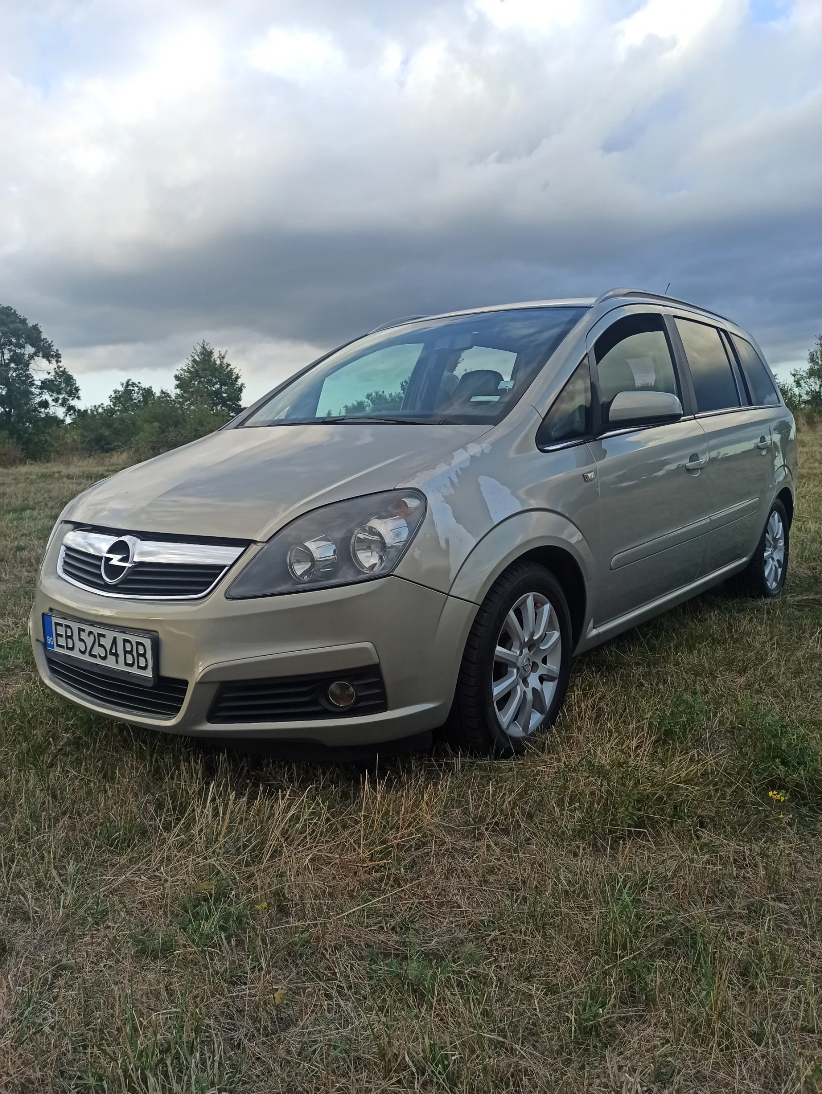Opel Zafira  - изображение 8