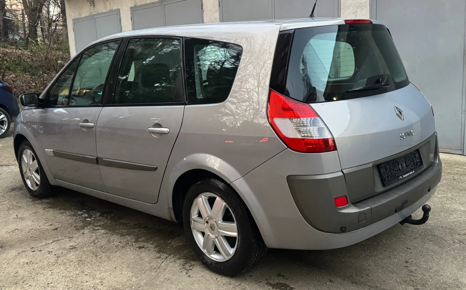 Renault Grand scenic 2.0i Aвтоматик 7 места Топ Състояние - изображение 6