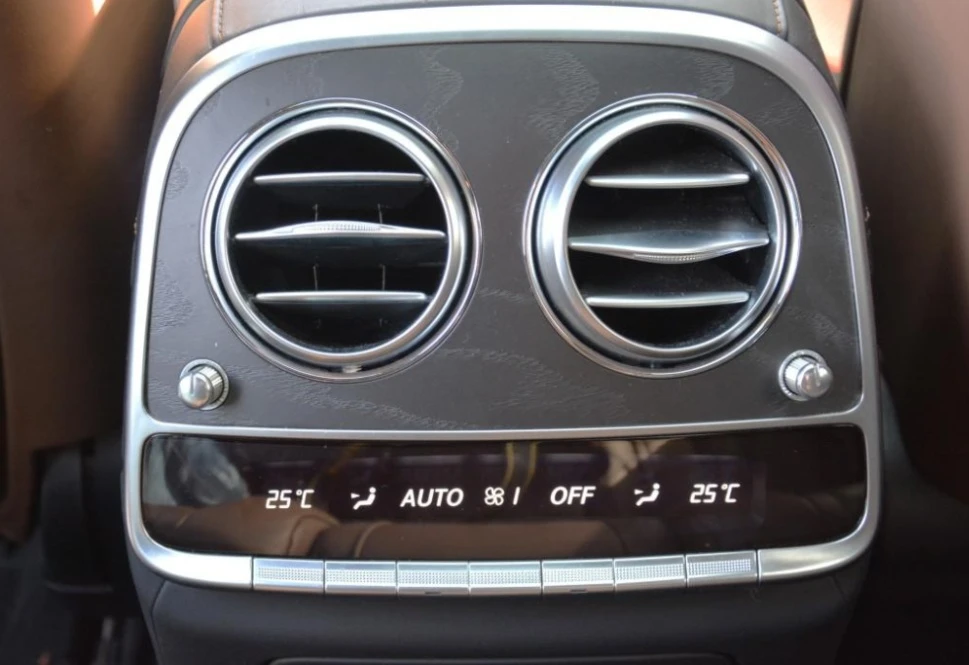 Mercedes-Benz S 560 4Matic AMG line - изображение 10